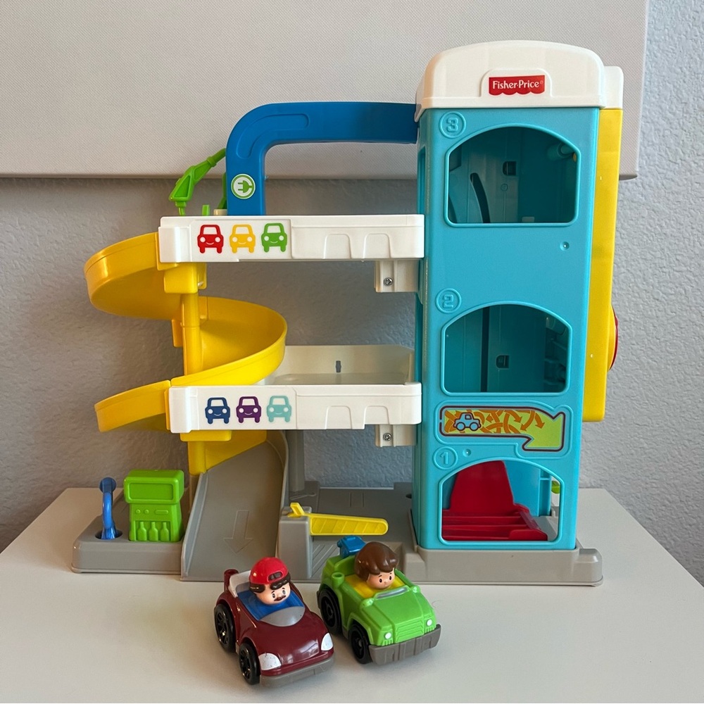 Fisher Price Little People Helpful Neighbors Garage Playset